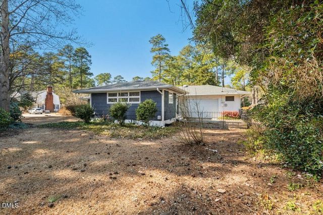 1117 S 1st Street, Smithfield, NC 27577