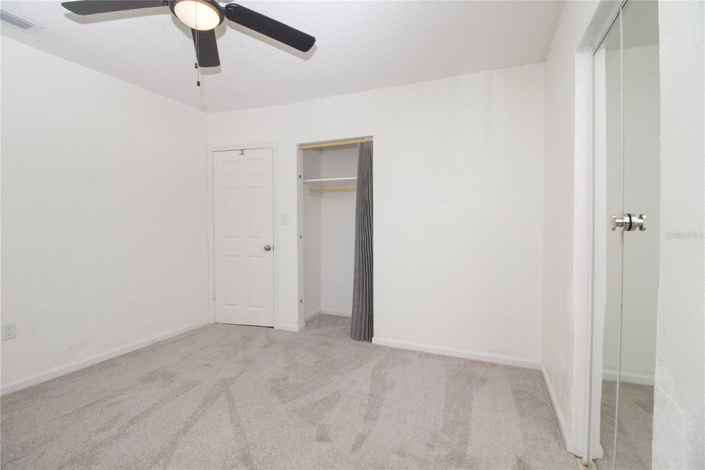 Image 25 of property listing at 10202 N BOULEVARD, Tampa, FL 33612