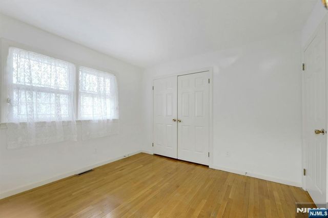 1138 High Mountain Road, Franklin Lakes, NJ 07417