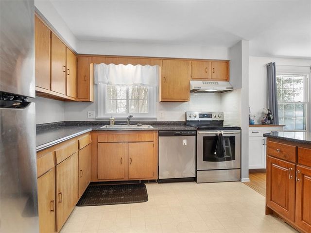 280 Fox Meadow Road, Greece, NY 14626