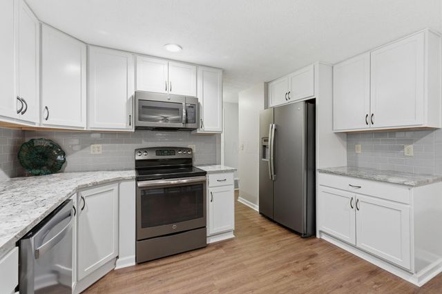 8715 Ripton Drive, Powell, OH 43065