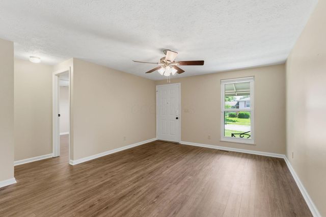 8715 Ripton Drive, Powell, OH 43065