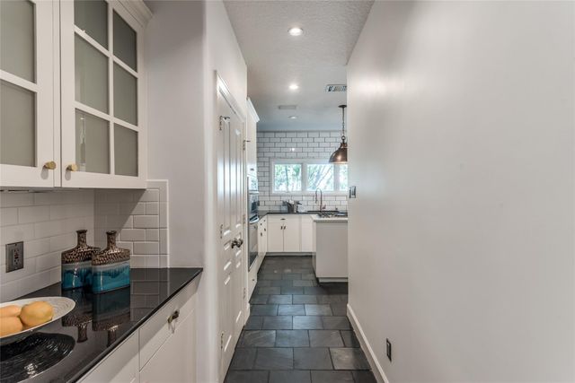2108 Driscoll Street, Houston, TX 77019