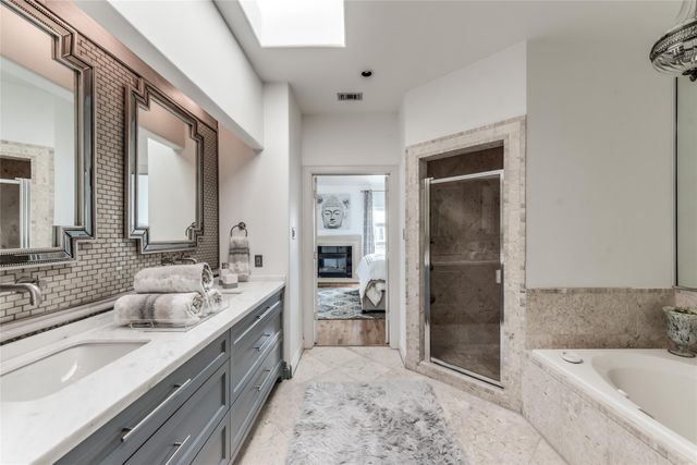 2108 Driscoll Street, Houston, TX 77019