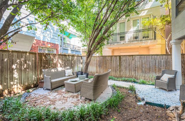2108 Driscoll Street, Houston, TX 77019