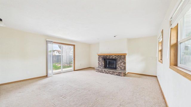 2208 N LINWOOD AVENUE, Appleton, WI 54914