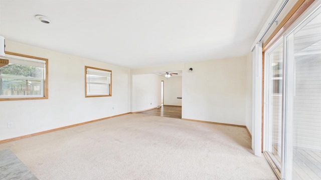 2208 N LINWOOD AVENUE, Appleton, WI 54914