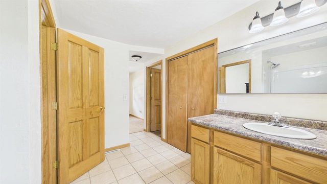 2208 N LINWOOD AVENUE, Appleton, WI 54914