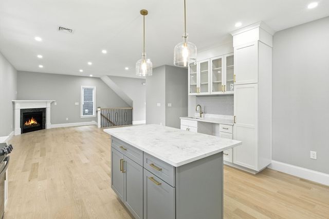 11 Washington Street 7, Ipswich, MA 01938