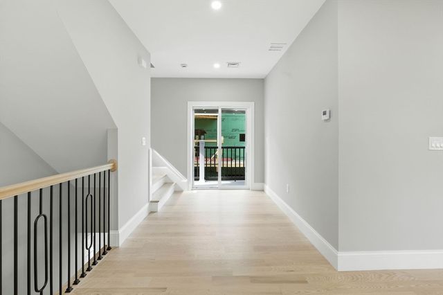 11 Washington Street 7, Ipswich, MA 01938