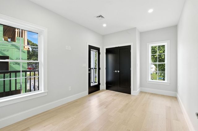 11 Washington Street 7, Ipswich, MA 01938