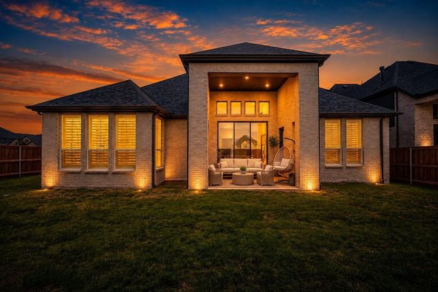 925 Shady Oaks Drive, Rockwall, TX 75087