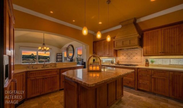 2491 Oak Creek Dr, Copperopolis, CA 95228