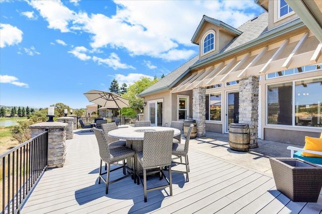 2491 Oak Creek Dr, Copperopolis, CA 95228