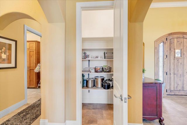 2491 Oak Creek Dr, Copperopolis, CA 95228