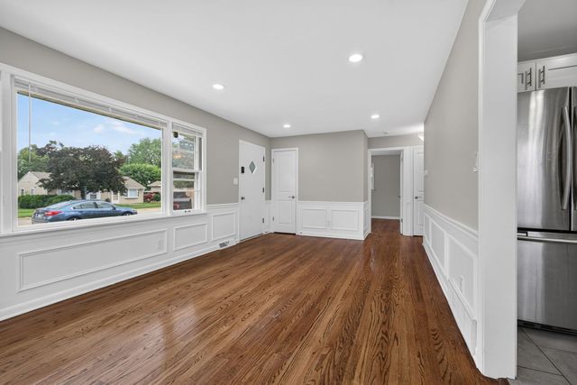 415 Alma Terrace, Cary, IL 60013