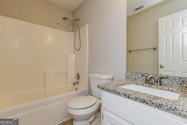1235 Browns Country Lane, Locust Grove, GA 30248