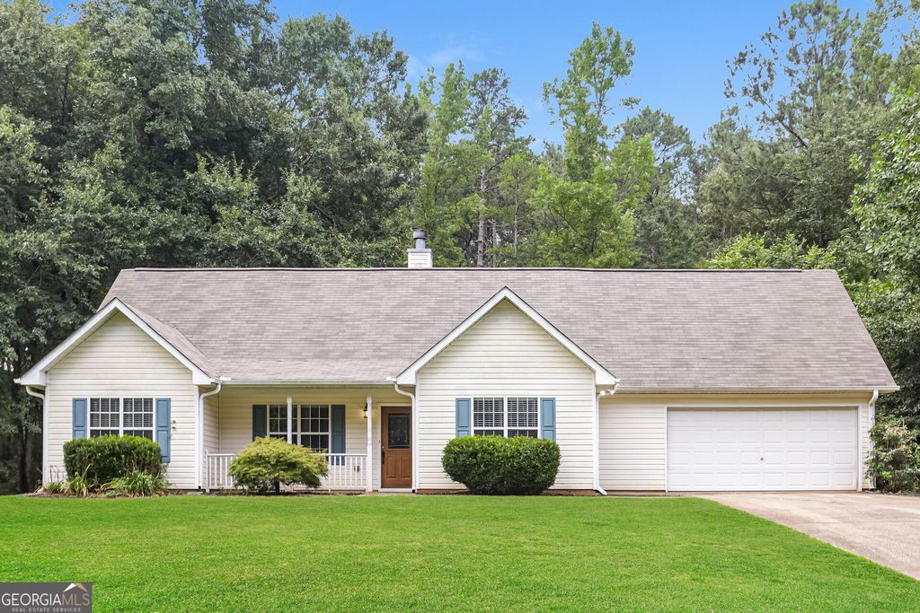 1235 Browns Country Lane, Locust Grove, GA 30248