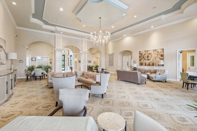 167 Isle Verde Way, Palm Beach Gardens, FL 33418