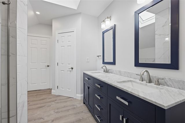 139 Cassia Dr, Jefferson Hills, PA 15025