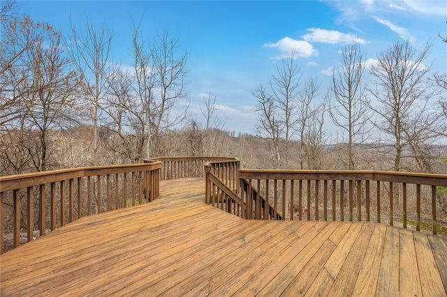 139 Cassia Dr, Jefferson Hills, PA 15025