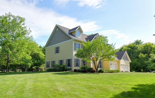 8050 W Mequon ROAD, Mequon, WI 53097