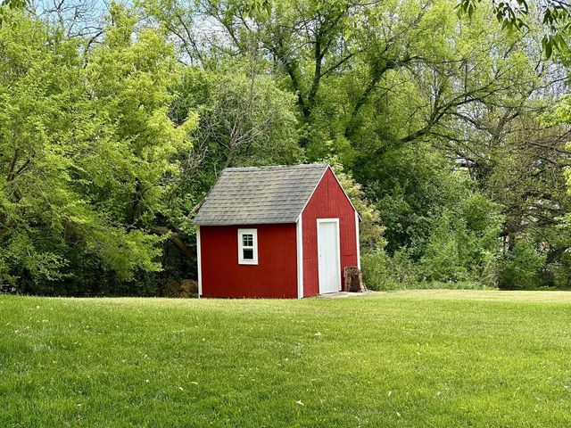 8050 W Mequon ROAD, Mequon, WI 53097