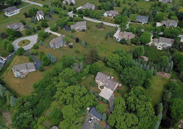 8050 W Mequon ROAD, Mequon, WI 53097