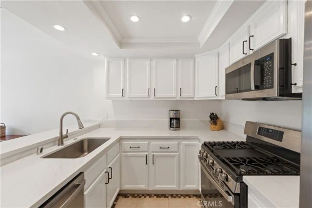 411 Heatherglen, San Dimas, CA 91773