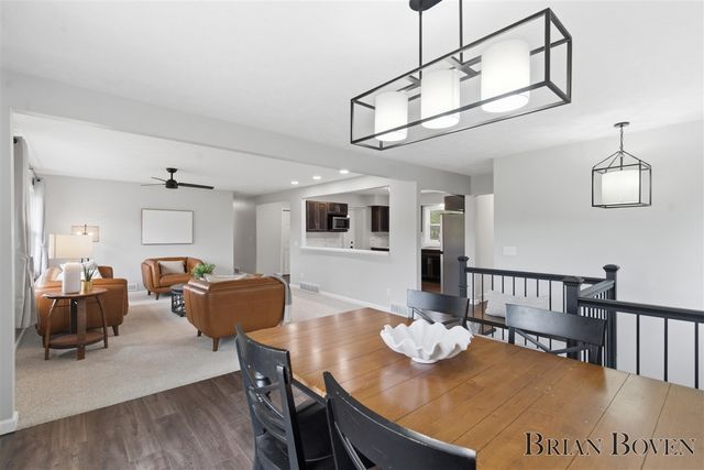 9001 Myers Lake Avenue, Rockford, MI 49341