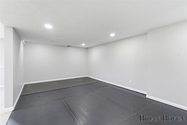 9001 Myers Lake Avenue, Rockford, MI 49341