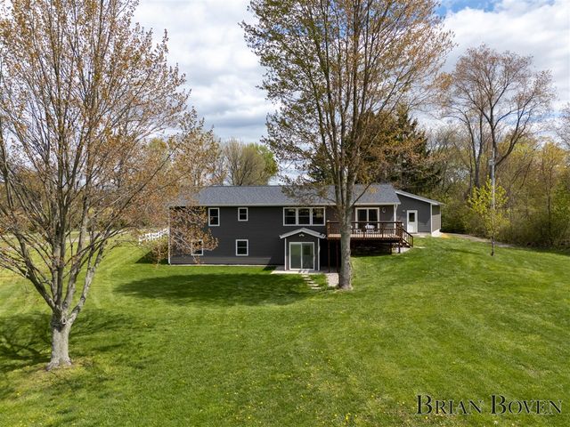 9001 Myers Lake Avenue, Rockford, MI 49341