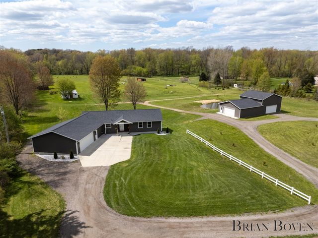 9001 Myers Lake Avenue, Rockford, MI 49341