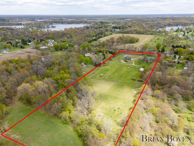 9001 Myers Lake Avenue, Rockford, MI 49341