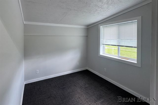 9001 Myers Lake Avenue, Rockford, MI 49341