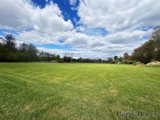 9001 Myers Lake Avenue, Rockford, MI 49341