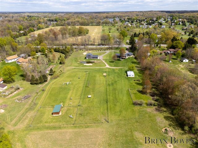 9001 Myers Lake Avenue, Rockford, MI 49341