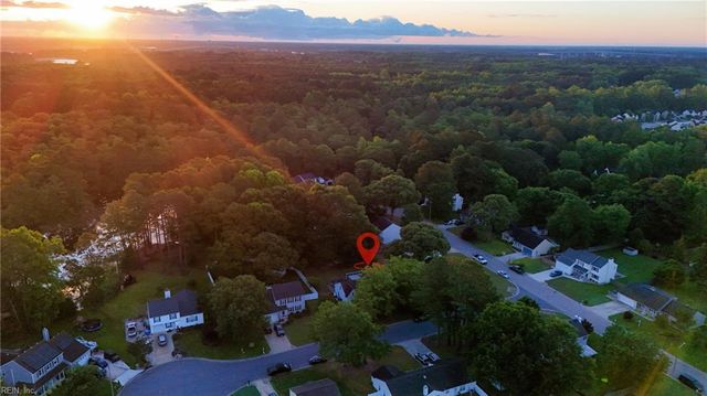 2305 Shorebird CT, Chesapeake, VA 23323