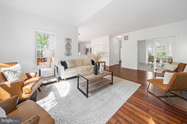 14 LYNAM LOOKOUT DR, Newark, DE 19702