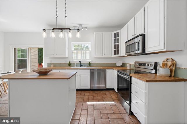 14 LYNAM LOOKOUT DR, Newark, DE 19702