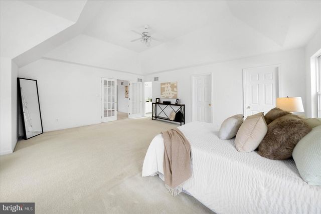 14 LYNAM LOOKOUT DR, Newark, DE 19702