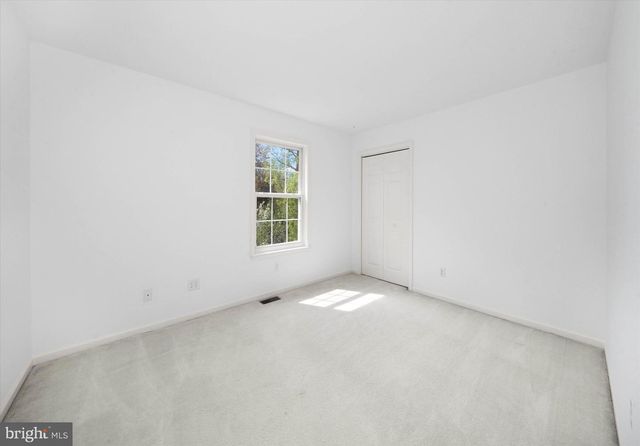 14 LYNAM LOOKOUT DR, Newark, DE 19702