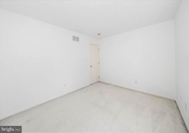 14 LYNAM LOOKOUT DR, Newark, DE 19702