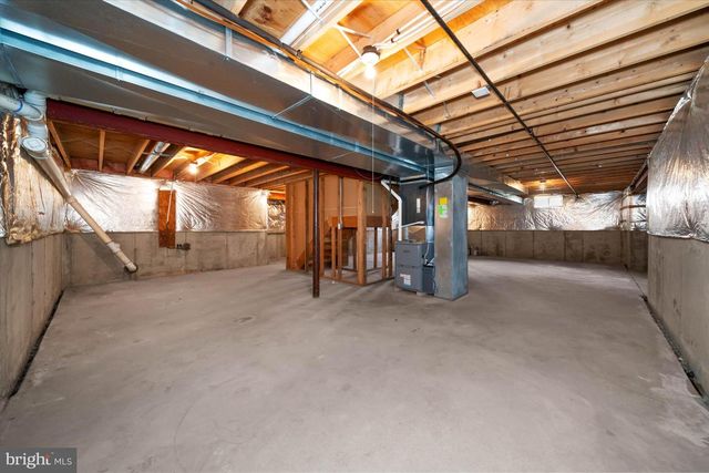 14 LYNAM LOOKOUT DR, Newark, DE 19702