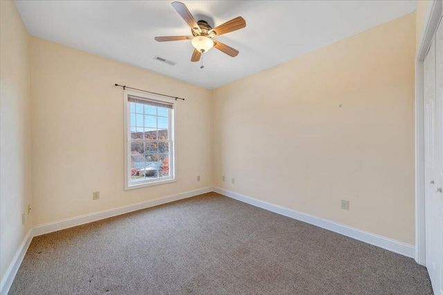 4444 Pheasant Ridge Rd Apt 404, Roanoke, VA 24014