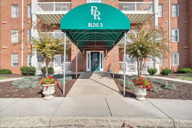 4444 Pheasant Ridge Rd Apt 404, Roanoke, VA 24014