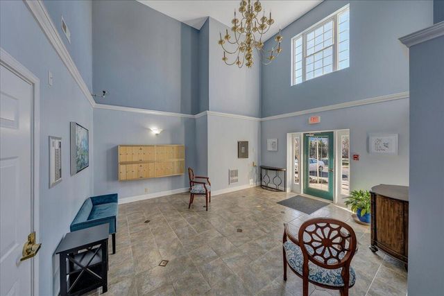 4444 Pheasant Ridge Rd Apt 404, Roanoke, VA 24014