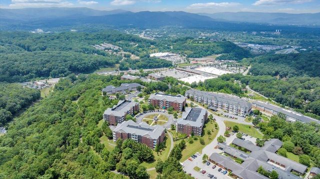 4444 Pheasant Ridge Rd Apt 404, Roanoke, VA 24014