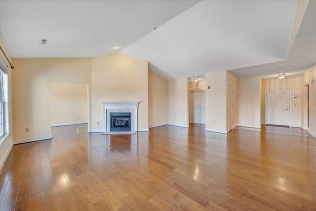 4444 Pheasant Ridge Rd Apt 404, Roanoke, VA 24014