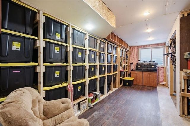 29900 W 184th Street, Gardner, KS 66030